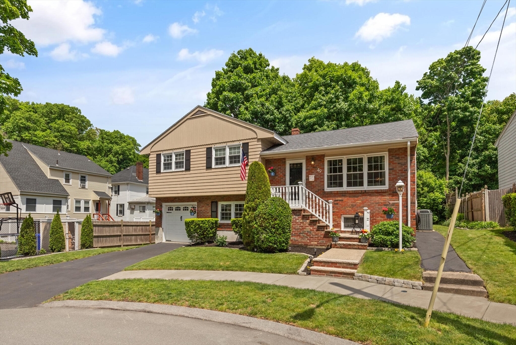 49 Lillian Road Malden, MA 02148 - Photo 2 of 32 Gallery Image 2
