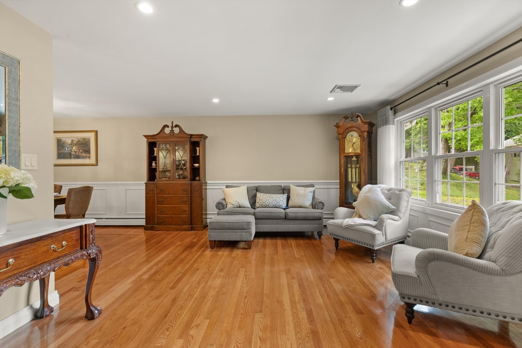 49 Lillian Road Malden, MA 02148 - Photo 8 of 32 Gallery Image 8