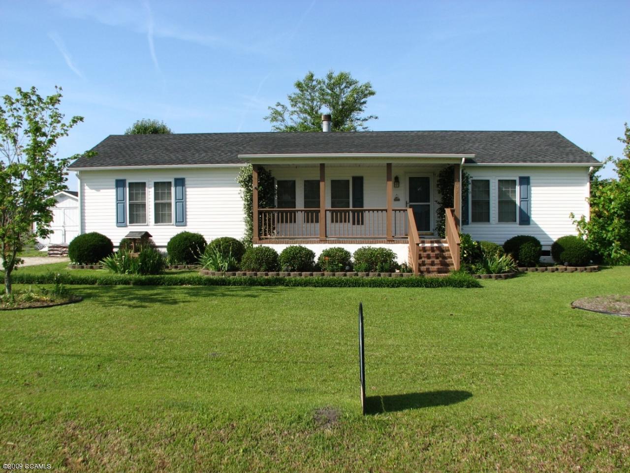 192 Piver Road Beaufort, NC 28516 - Photo 1 of 12 Front