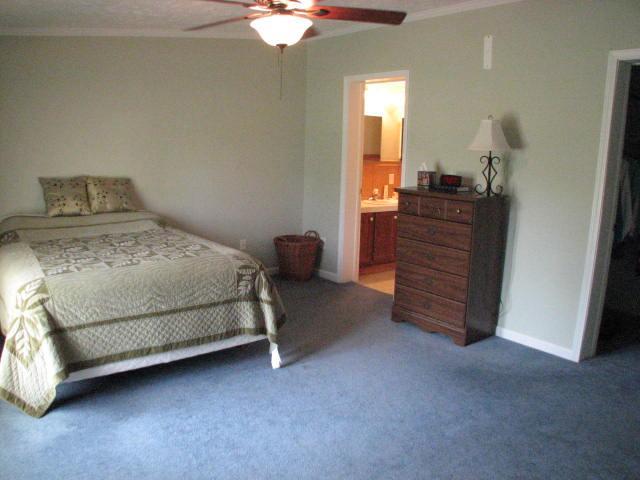 192 Piver Road Beaufort, NC 28516 - Photo 9 of 12 Master