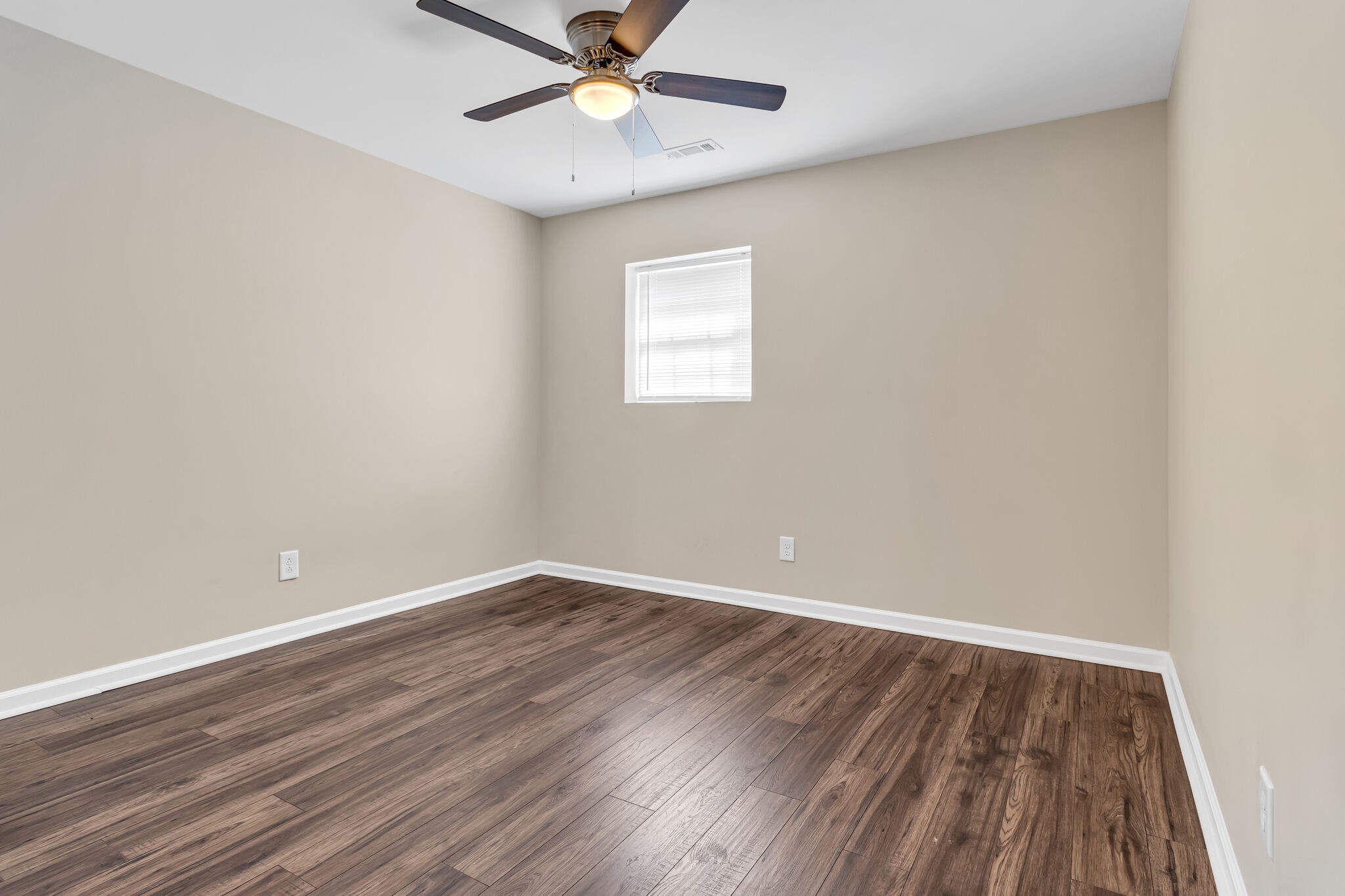 300 Spring Street Dickson, TN 37055 - Photo 16 of 54 Gallery Image 16