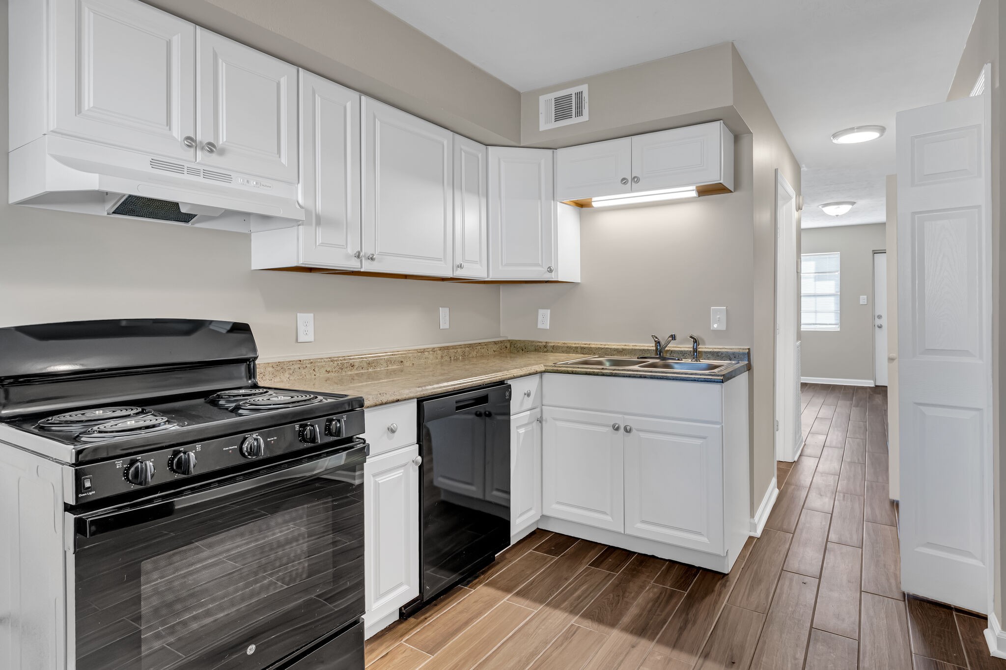 300 Spring Street Dickson, TN 37055 - Photo 3 of 54 Gallery Image 3