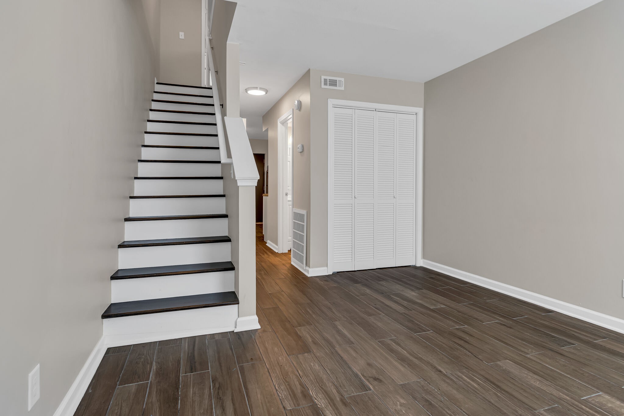 300 Spring Street Dickson, TN 37055 - Photo 8 of 54 Gallery Image 8
