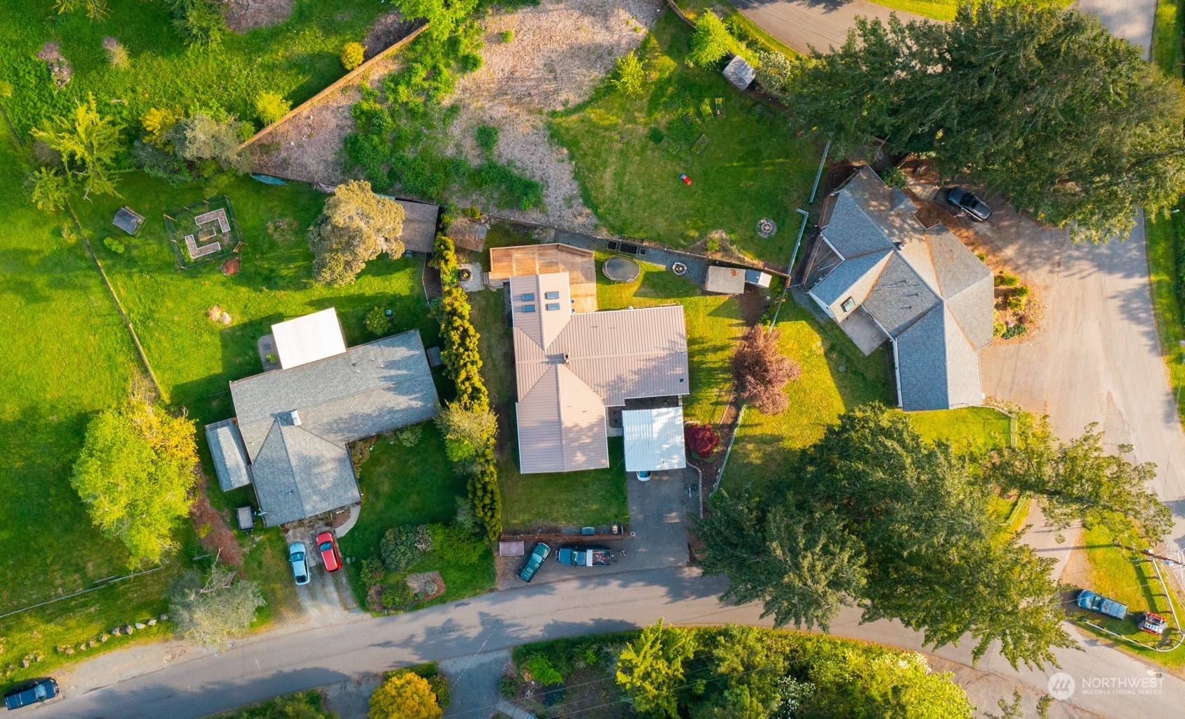 18817 Southeast 134th Street Renton, WA 98059 - Photo 26 of 27 an aerial view of residential house with outdoor space and swimming pool