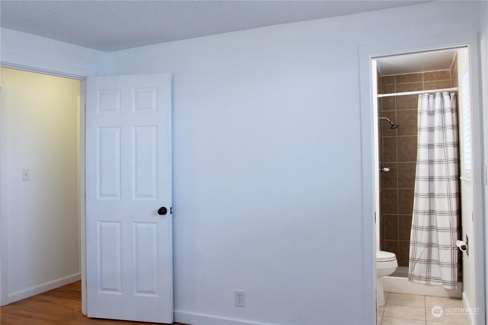18817 Southeast 134th Street Renton, WA 98059 - Photo 9 of 27 a view of a bathroom