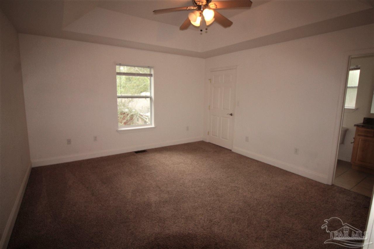 6250 Hamilton Bridge Road, Unit A Milton, FL 32570 - Photo 5 of 12