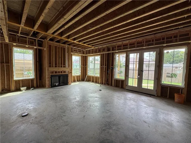 $998,500 | 270 Garden Road, River Ridge, LA 70123