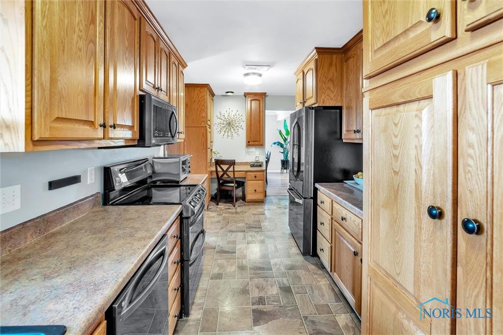 5116 Bay Shore Road Oregon, OH 43616 - Photo 18 of 47 Gallery Image 18