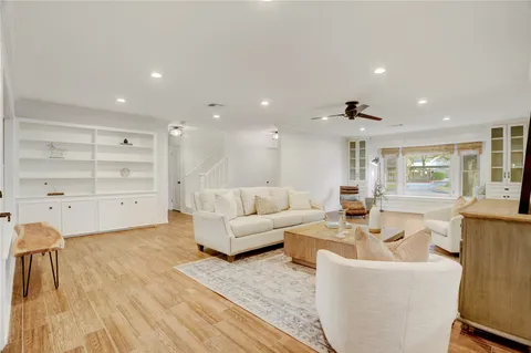 $615,000 | 5918 Wigton Drive, Houston, TX 77096