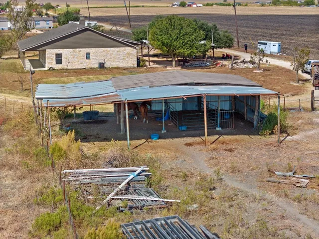 $830,000 | 18319 Werchan Lane, Unit D, Coupland, TX 78615