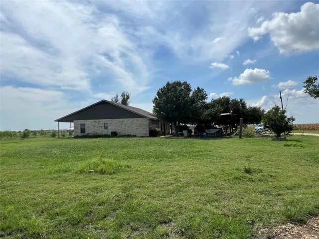 $830,000 | 18319 Werchan Lane, Unit D, Coupland, TX 78615