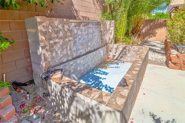 $2,395 | 6765 Bristle Falls Street, Las Vegas, NV 89149