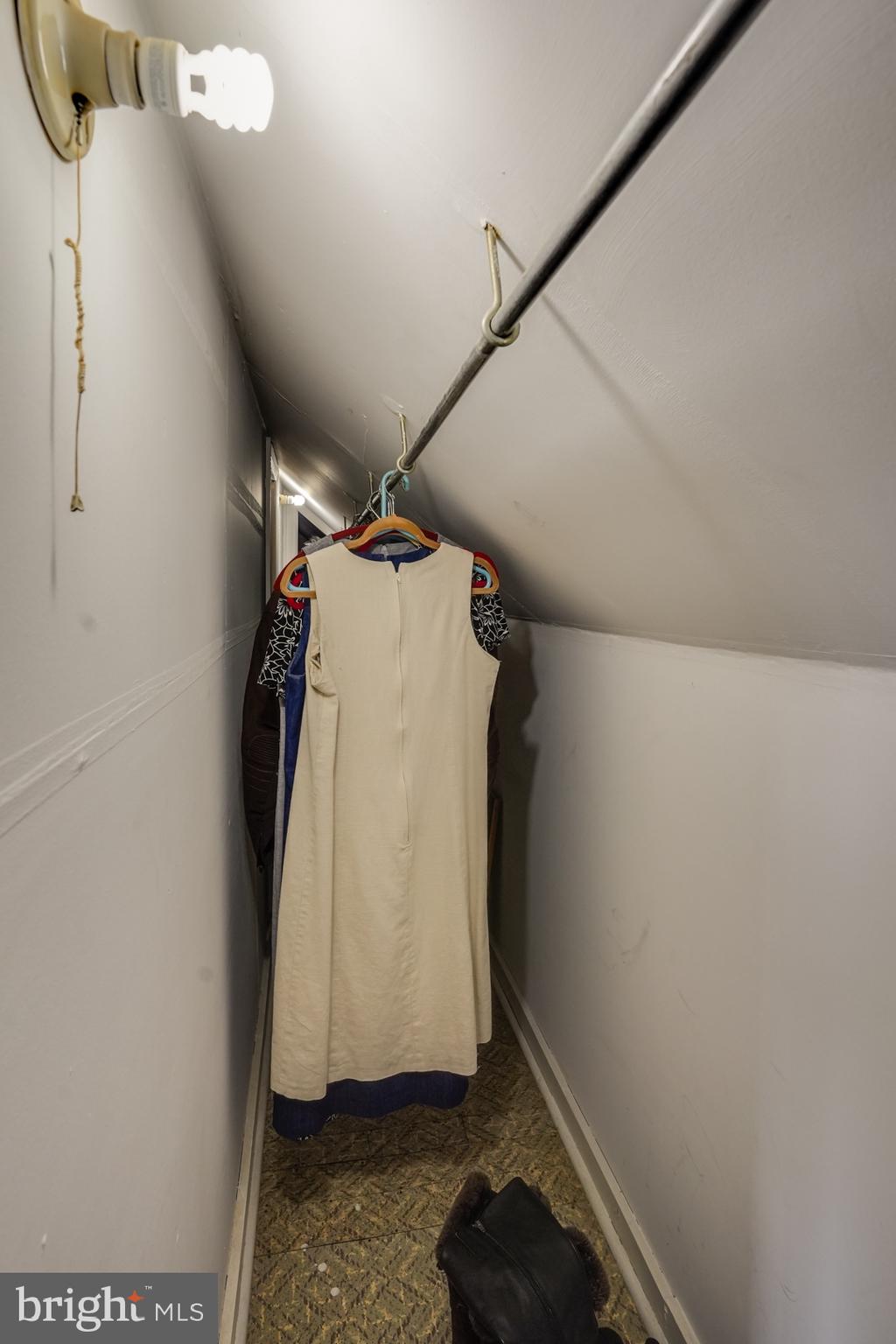 1017 Nottingham Road Newark, DE 19711 - Photo 20 of 26 Second Floor Huge Closet