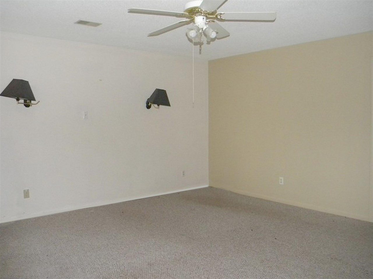 2230 Groveland Road Bay City, MI 48708 - Photo 3 of 27
