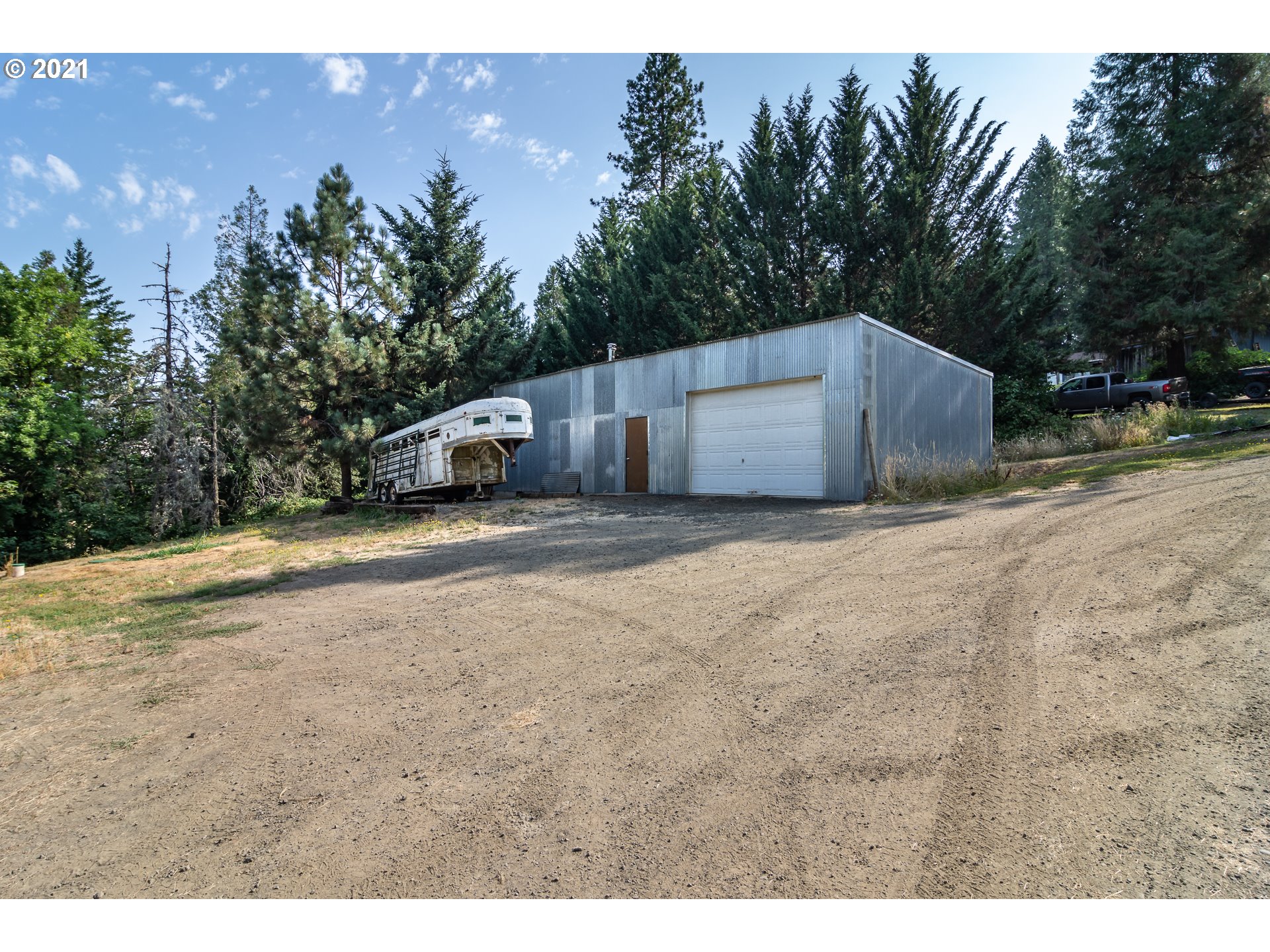 438 Bar L Ranch Road Glide, OR 97443 - Photo 27 of 32 Gallery Image 27