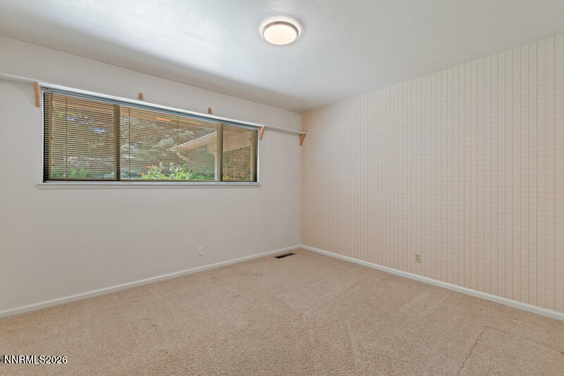 2370 Skyline Boulevard Reno, NV 89509 - Photo 27 of 49 2370 Skyline Blvd (27 of 49)