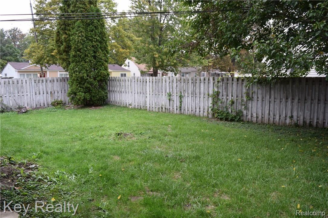 26348 Beverly Road Taylor, MI 48180 - Photo 21 of 27 20.JPG