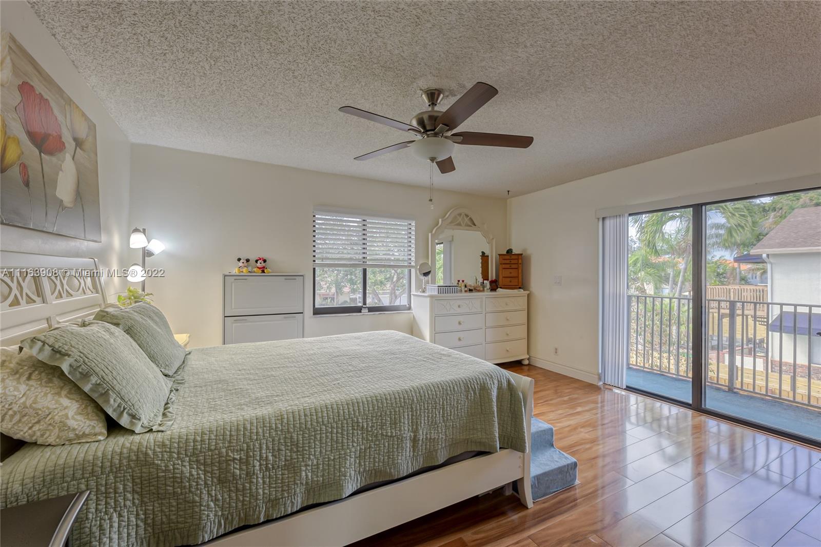 3595 Simms Street Hollywood, FL 33021 - Photo 18 of 28 Gallery Image 18