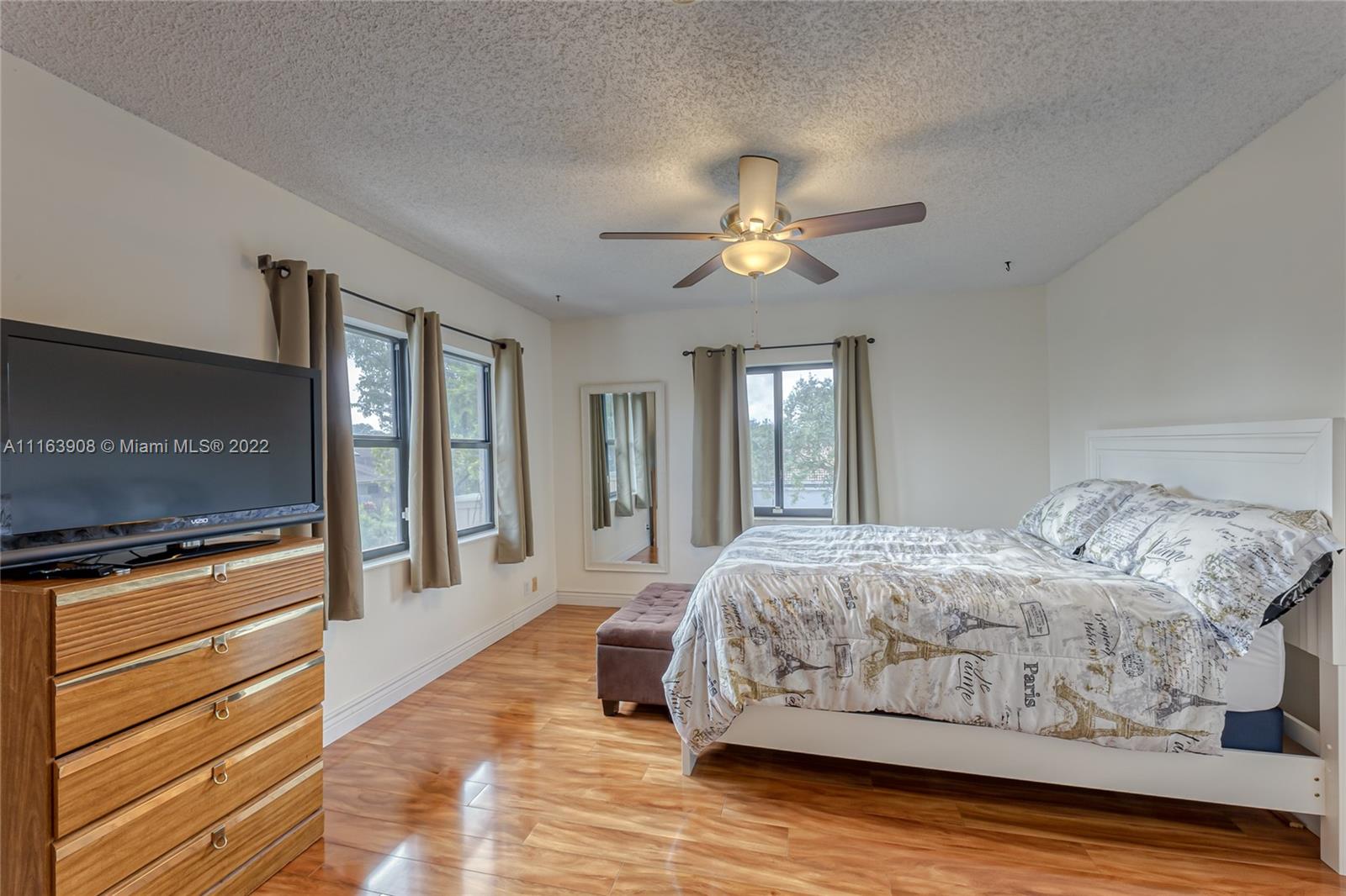 3595 Simms Street Hollywood, FL 33021 - Photo 23 of 28 Gallery Image 23