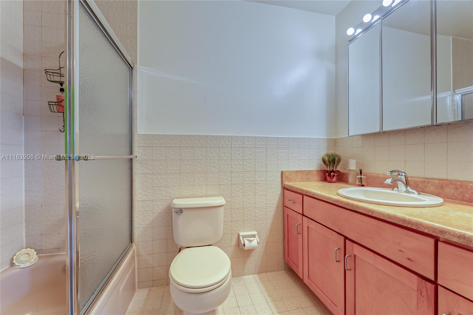 3595 Simms Street Hollywood, FL 33021 - Photo 25 of 28 Gallery Image 25