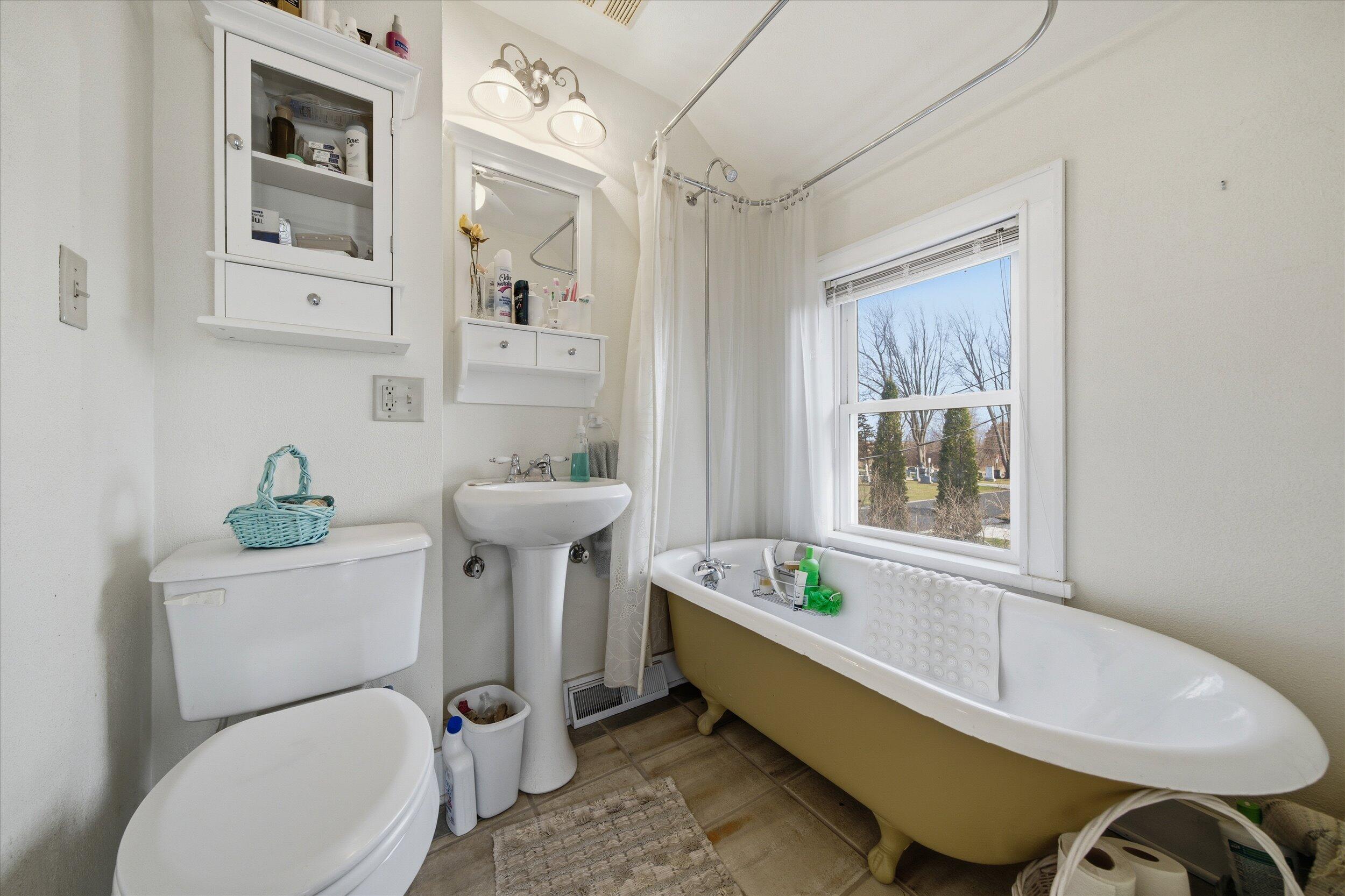 6083 Lake Church Road Belgium, WI 53004 - Photo 26 of 56 26-Middle Coast-26