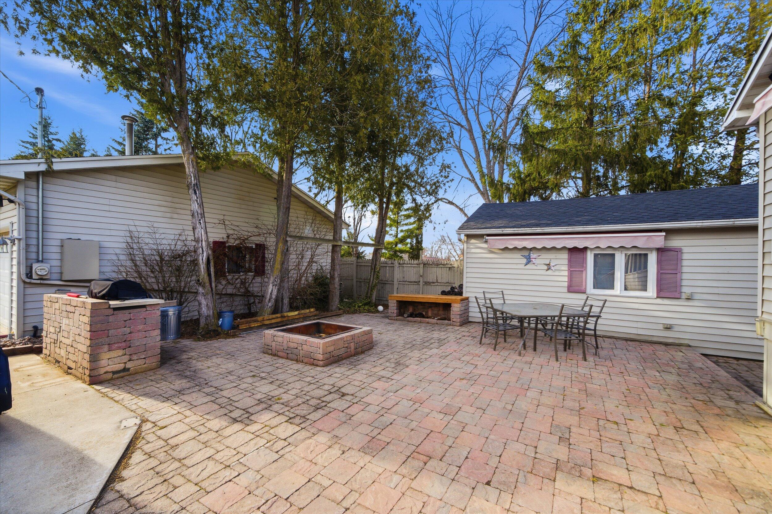 6083 Lake Church Road Belgium, WI 53004 - Photo 36 of 56 37-Middle Coast-37