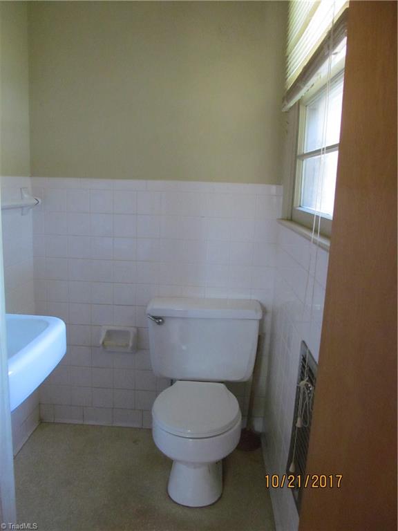 4174 County Line Road Thomasville, NC 27360 - Photo 18 of 28 Gallery Image 18