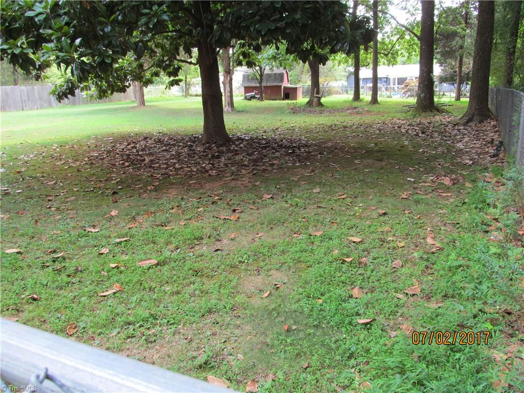 4174 County Line Road Thomasville, NC 27360 - Photo 20 of 28 Gallery Image 20