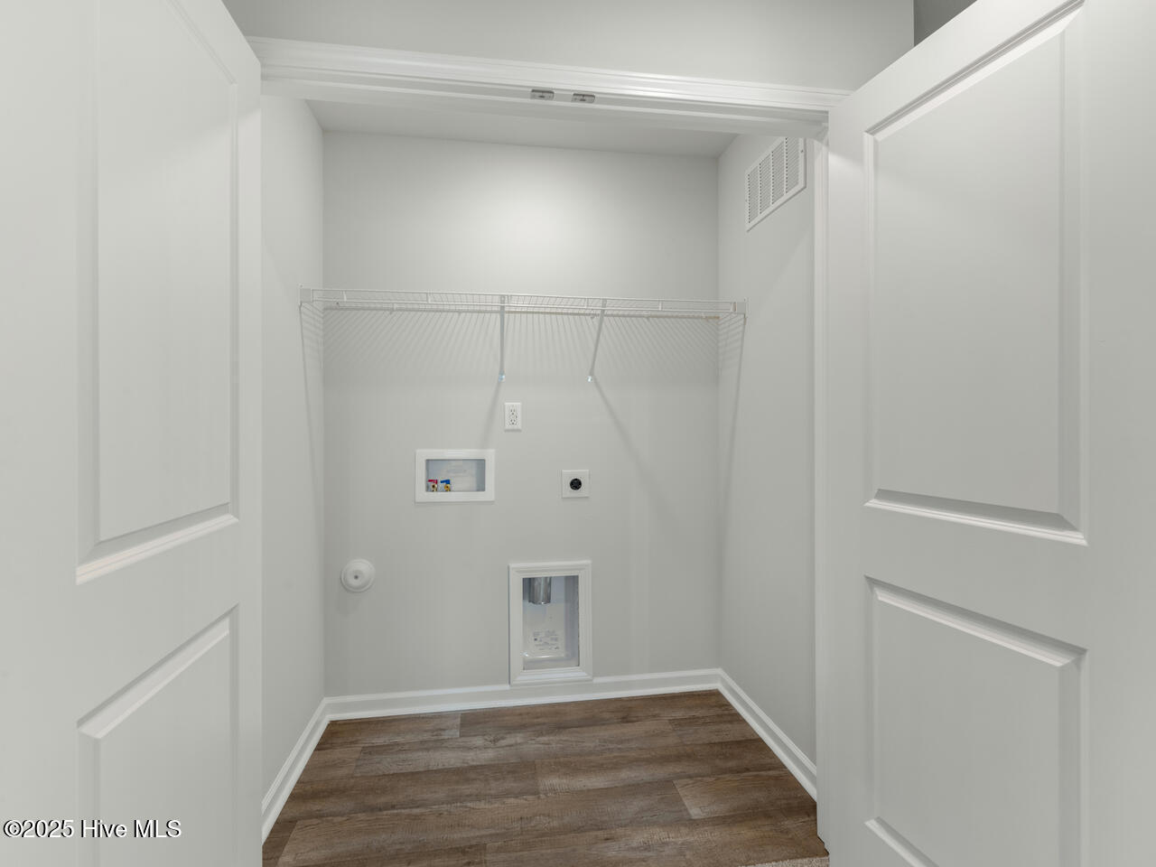 108 North Grassland Road, Unit 21 Surf City, NC 28445 - Photo 29 of 52 similar