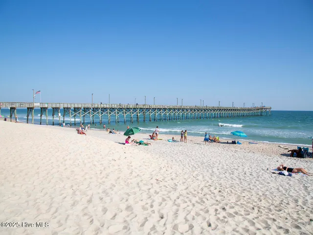 $329,999 | 108 North Grassland Road, Unit 21, Surf City, NC 28445