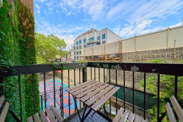 $3,295 | 337 West 43rd Street, Unit 2D | Hell's Kitchen