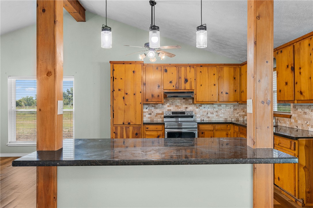12670 Copperhead Pvt Road Bryan, TX 77808 - Photo 4 of 25