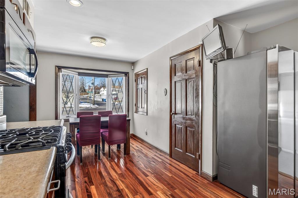 9406 MacKenzie Road Affton, MO 63123 - Photo 11 of 33