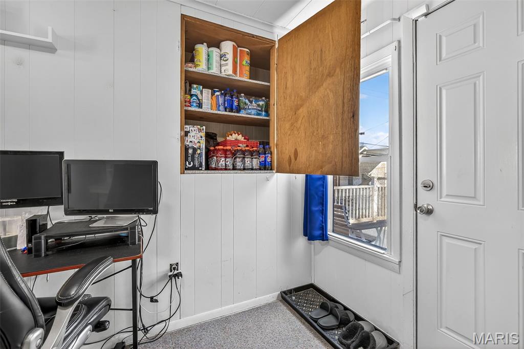 9406 MacKenzie Road Affton, MO 63123 - Photo 21 of 33