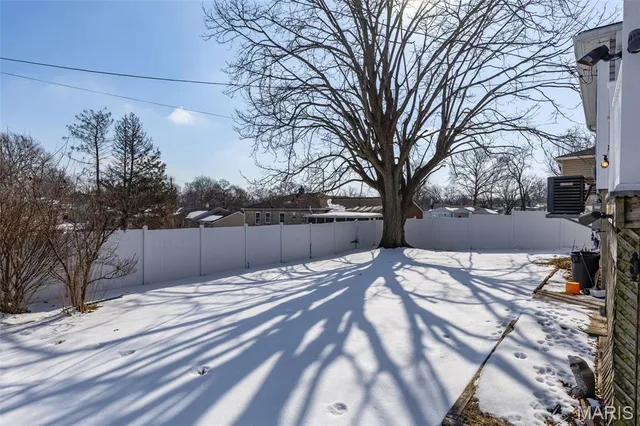 $220,000 | 9406 MacKenzie Road, Affton, MO 63123