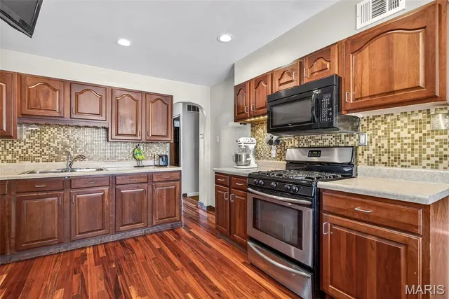 $220,000 | 9406 MacKenzie Road, Affton, MO 63123