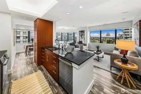 $725,000 | 1301 Spring Street, Unit 14C, Seattle, WA 98104