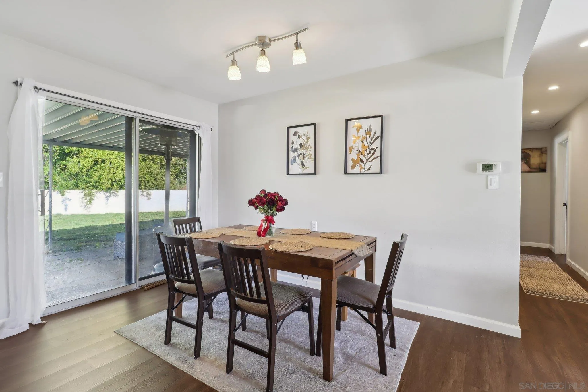 734 Hackberry Place Fallbrook, CA 92028 - Photo 4 of 22 Gallery Image 4