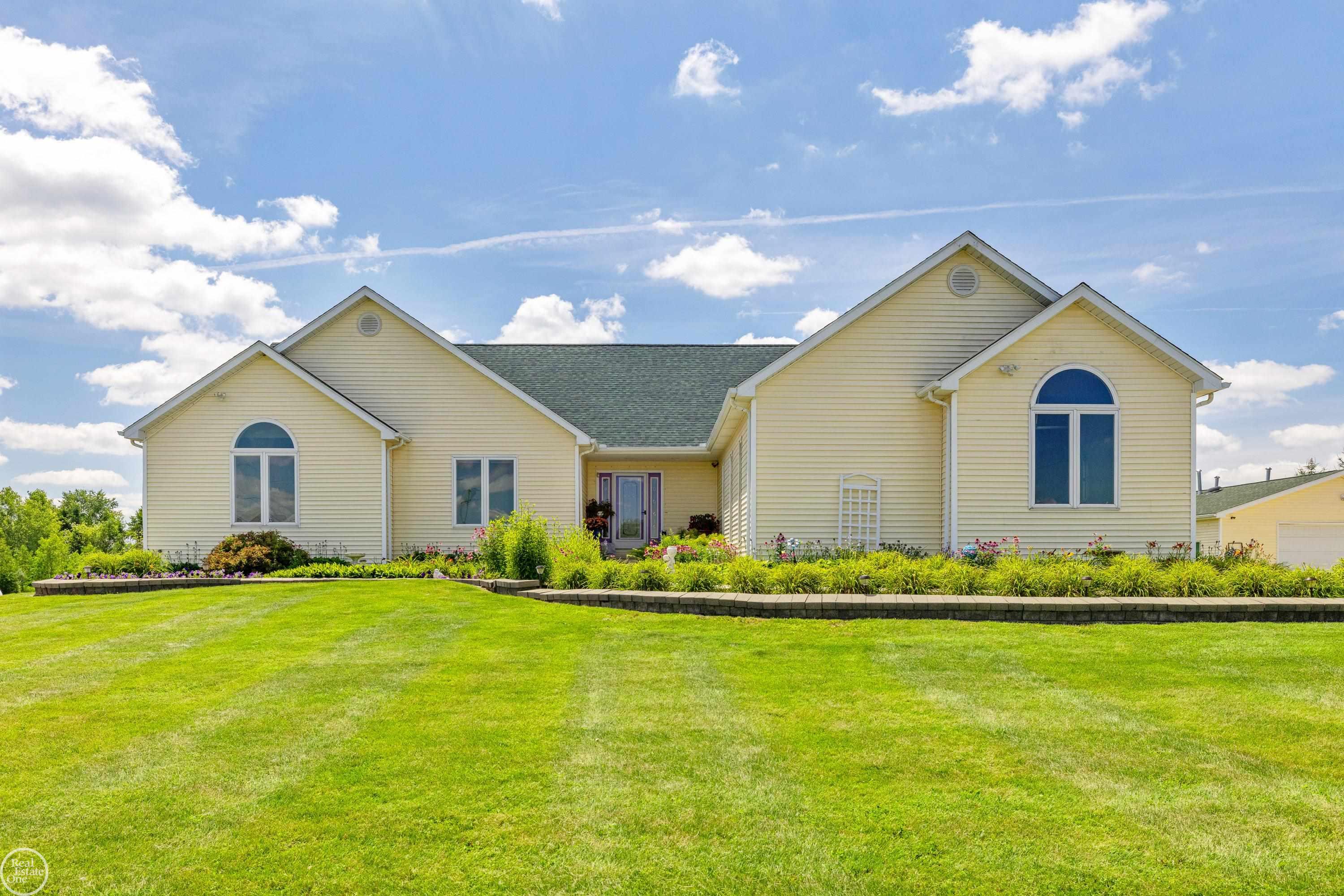 13899 Kimball Road Allenton, MI 48002 - Photo 7 of 95