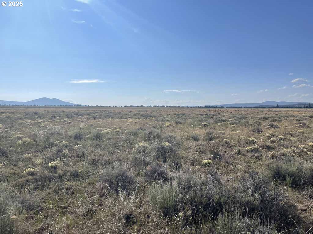 Tableland Road, Unit 900 Chiloquin, OR 97624 - Photo 4 of 10 a view of an ocean beach and mountain