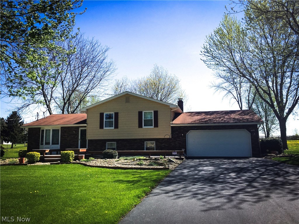 6610 Ridge Road Cortland, OH 44410 - Photo 1 of 14 Gallery Image 1