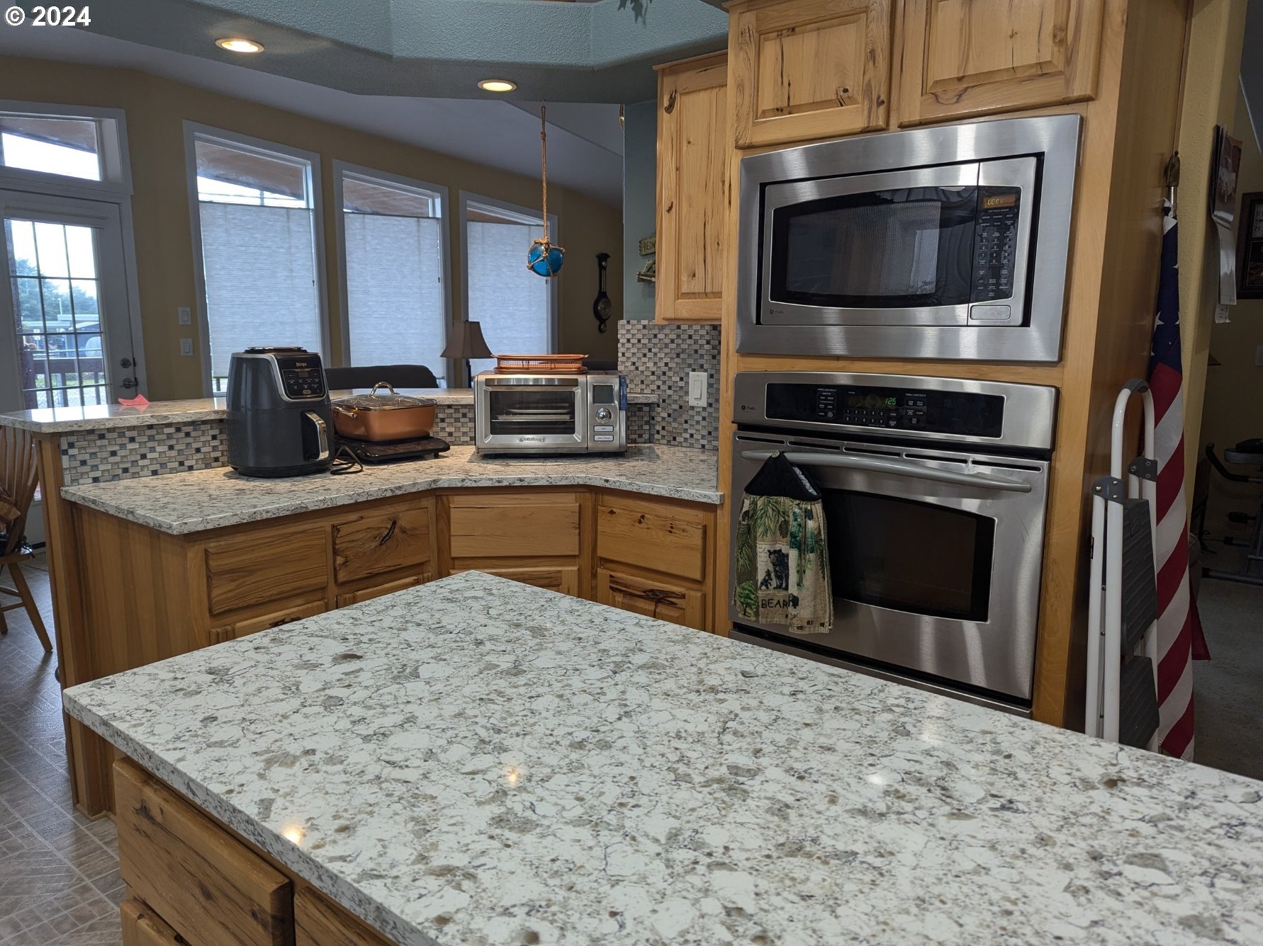 64062 Seven Devils Road Coos Bay, OR 97420 - Photo 12 of 28 Gallery Image 12