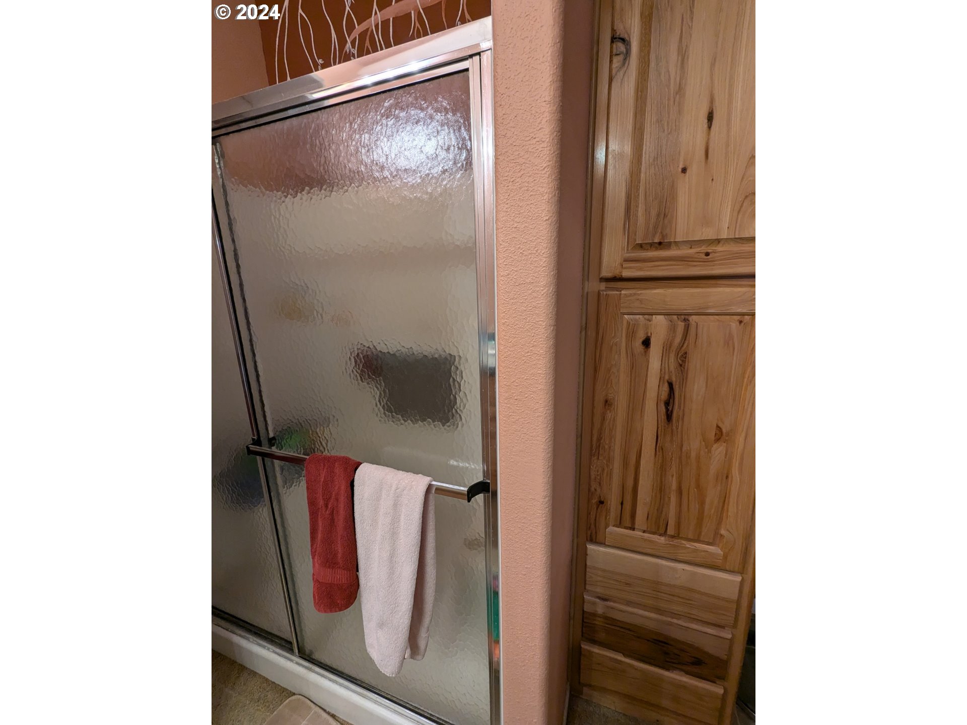 64062 Seven Devils Road Coos Bay, OR 97420 - Photo 20 of 28 Bathroom, Attached