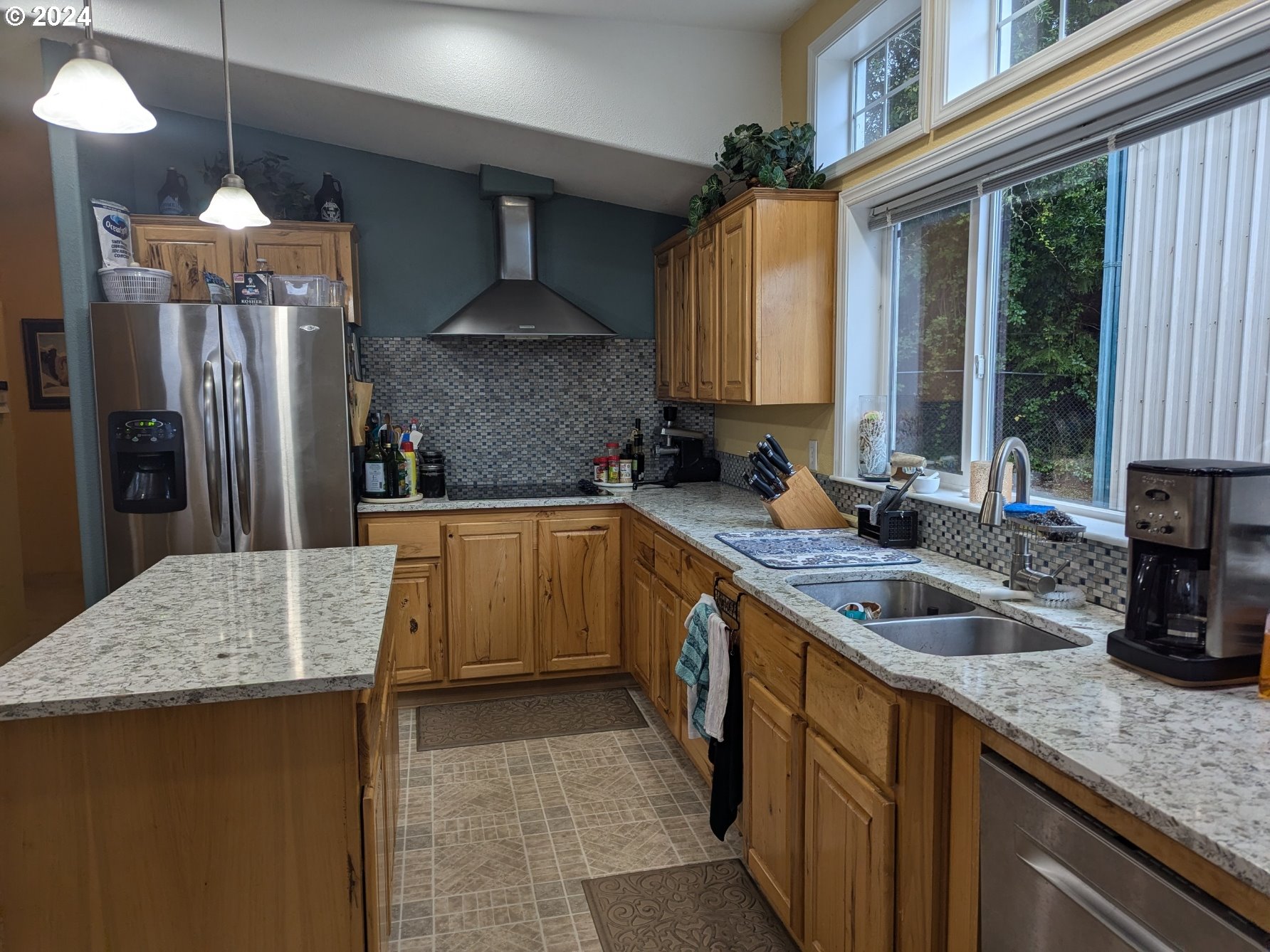 64062 Seven Devils Road Coos Bay, OR 97420 - Photo 10 of 28 Gallery Image 10