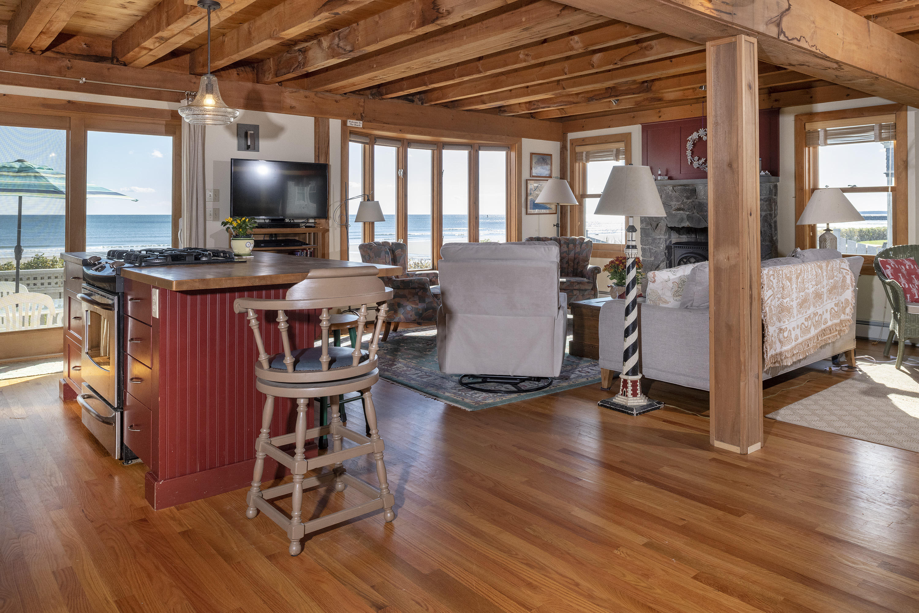 147 Island Beach Road Wells, ME 04090 - Photo 9 of 30 First-floor Living Space