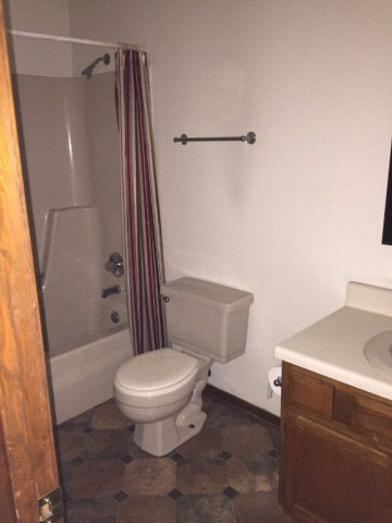 531 West Rose Avenue Foley, AL 36535 - Photo 7 of 13 Bathroom