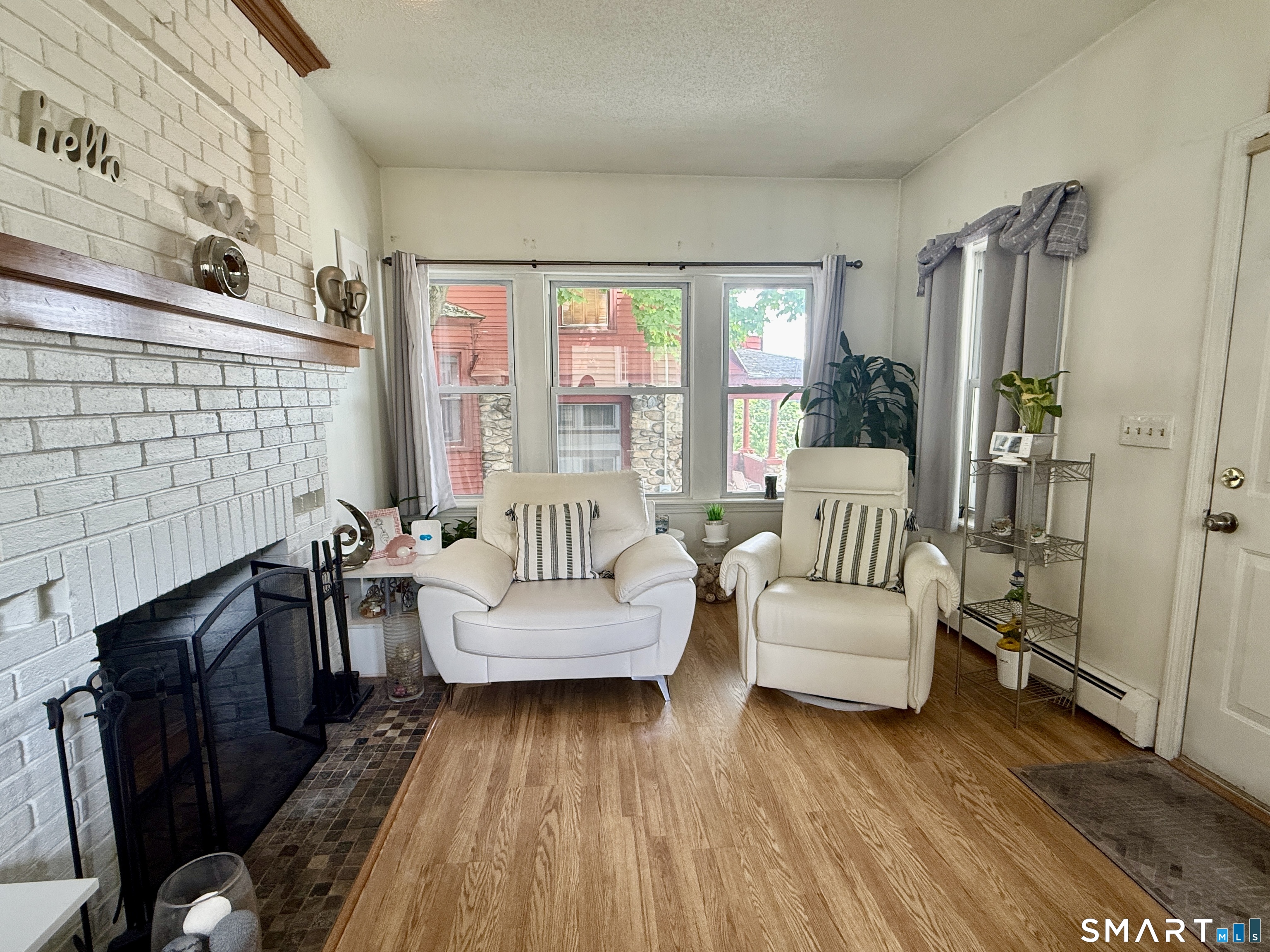 46 Windsor Street Waterbury, CT 06708 - Photo 9 of 30