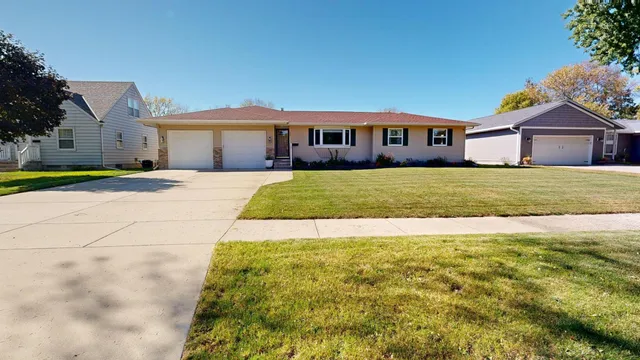 $288,000 | 503 18th Street North, Benson, MN 56215