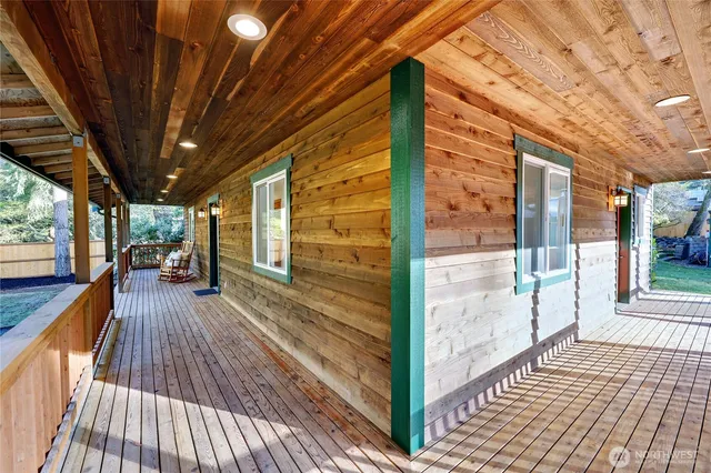 $955,000 | 8128 High School Loop Northeast, Bainbridge Island, WA 98110