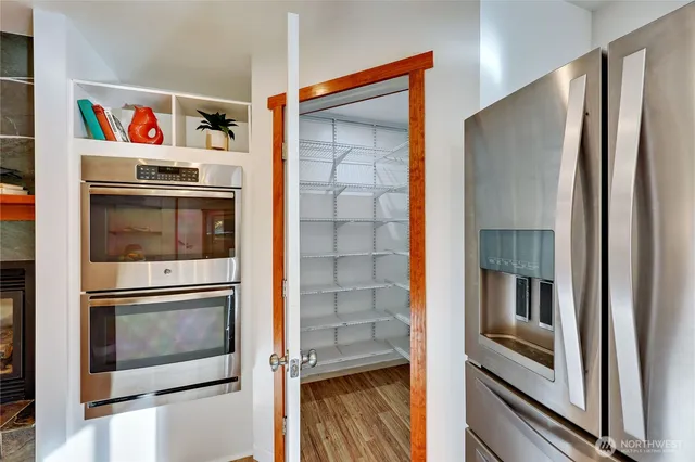 $955,000 | 8128 High School Loop Northeast, Bainbridge Island, WA 98110